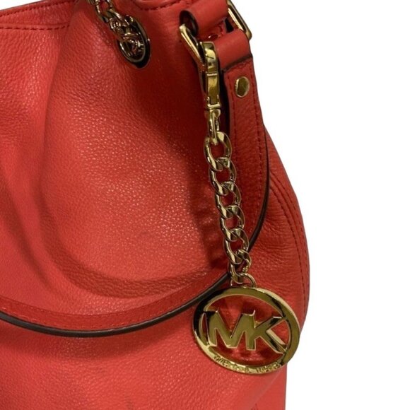 Michael Kors Red Pebbled Leather Oversized Shoulder Bag With Gold Chain Strap - Picture 6 of 11